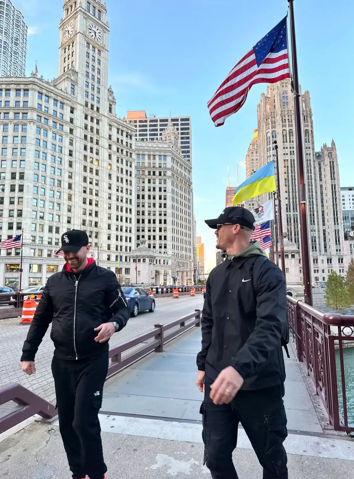 QUI SOMMES-NOUS ? 5 dad et Fat à Chicago la fratrie tattoo nice