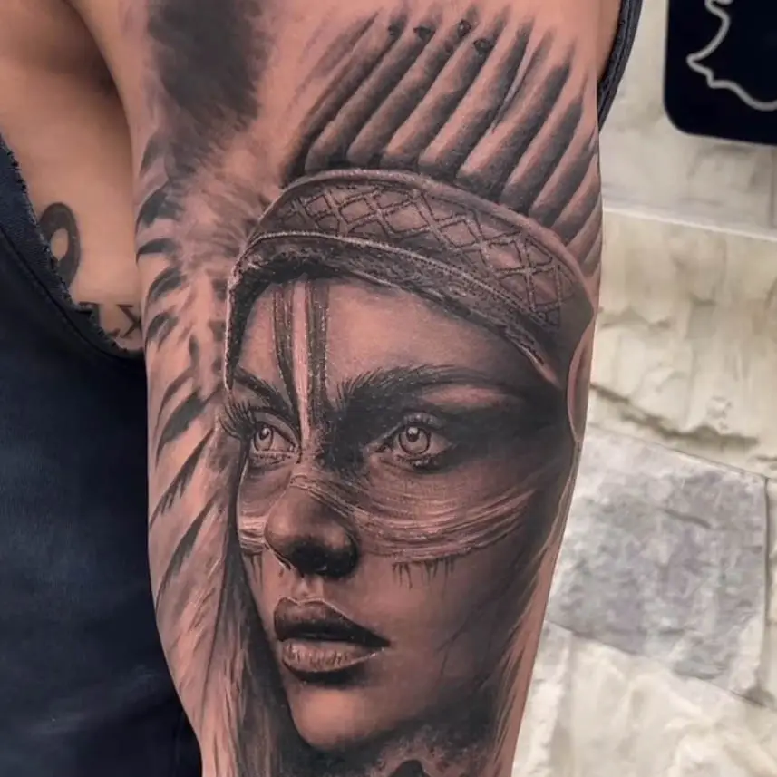 tatouage-portrait-realisme-realise-par-Daddink-au-salon-LA-FRATRIE-TATTOO-a-Nice