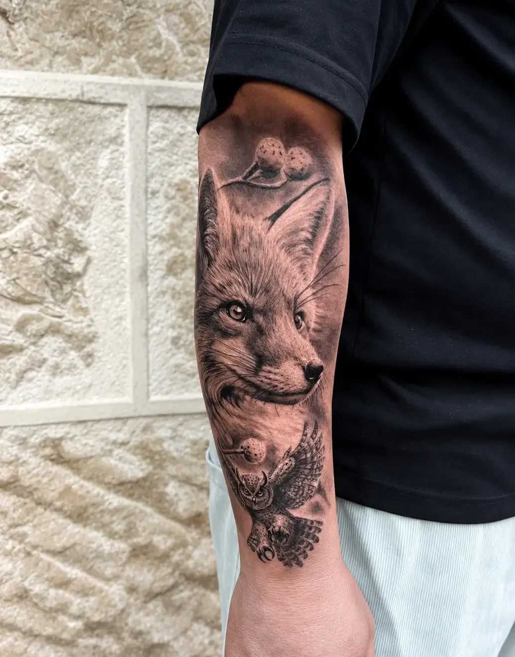 tatouage renard réalisme, réalisé par daddink au salon LA FRATRIE TATTOO à Nice